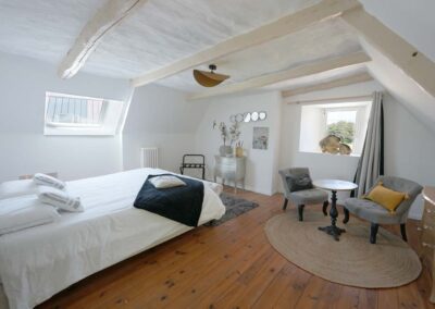 Chambre double et salon gite Morbihan