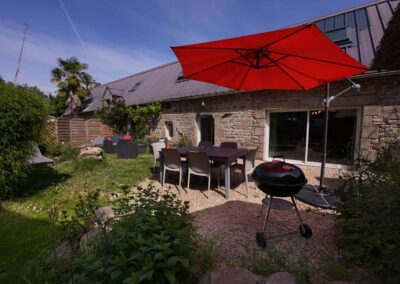 Terrasse et jardin gîte